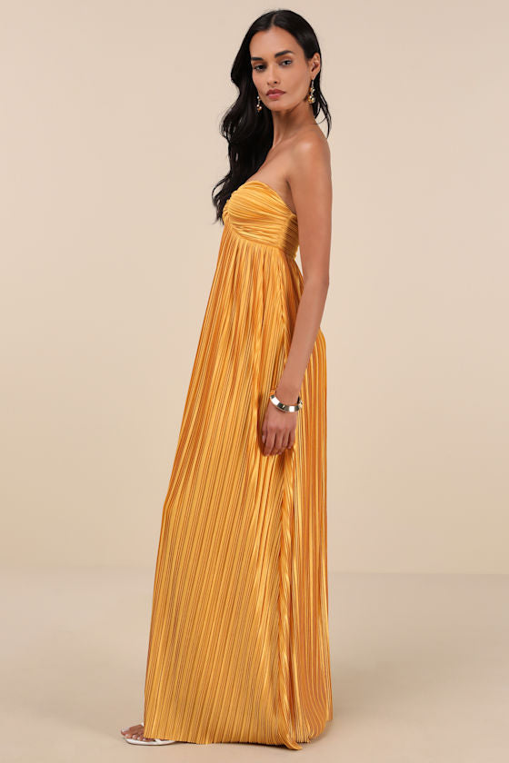 Whimsical Beauty Emerald Green Satin Plisse Strapless Maxi Dress