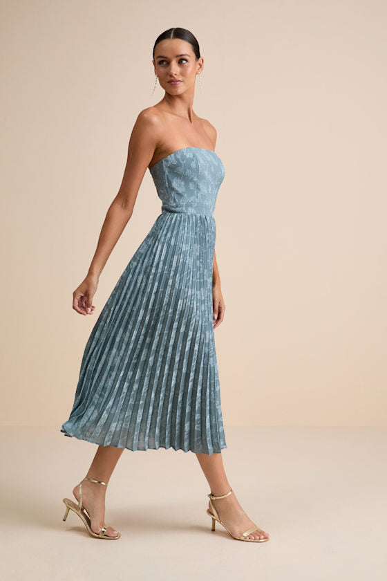 Perfectly Stunning Burgundy Jacquard Strapless Midi Dress