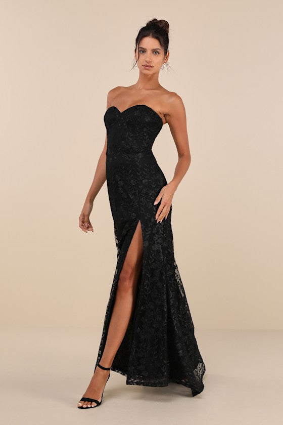Romantic Beauty Red Floral Embroidered Strapless Maxi Dress