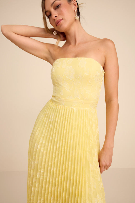 Perfectly Stunning Navy Jacquard Strapless Midi Dress